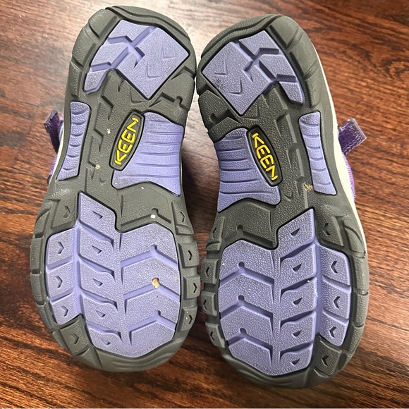 Keen Newport H2 purple outdoor shoes, size 35/3 US - Picture 4 of 5